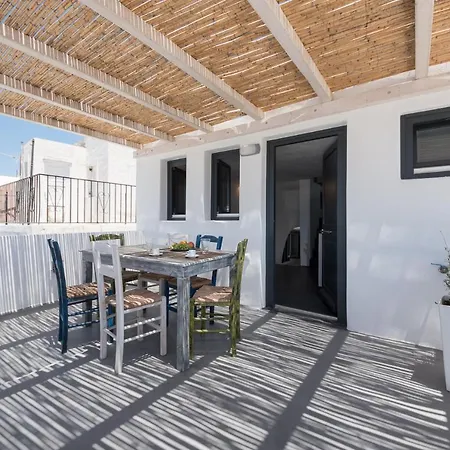 Jacuzzi Villa, Vista Mare, The Luna Emporio (Santorini)